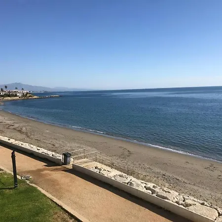 Lejlighed Magnificent Front Sea Views Estepona