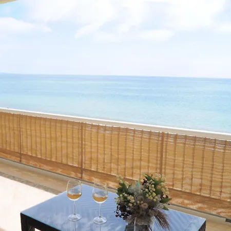 Lejlighed Magnificent Front Sea Views Estepona