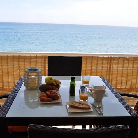 Apartment Magnificent Front Sea Views *
